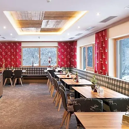 Waldcafe Hotel