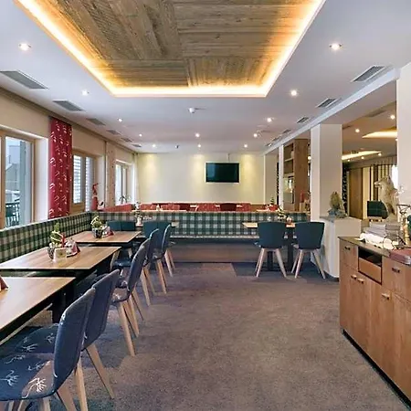 Waldcafe Hotel