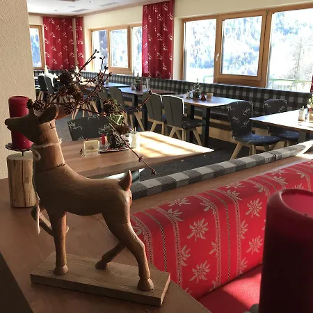 Waldcafe 3* 索尔登